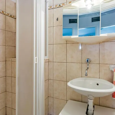 1 Bedroom Lovely In * Rovinj