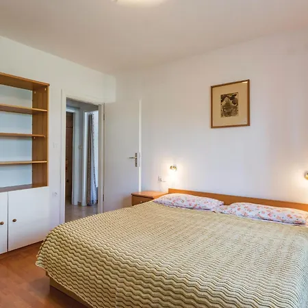 1 Bedroom Lovely In * Rovinj