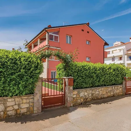 Apartamento 1 Bedroom Gorgeous In *