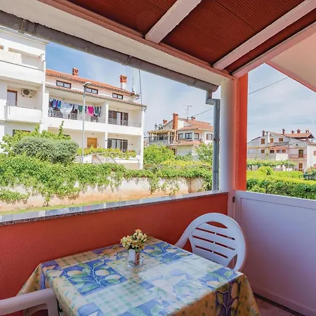 Apartamento 1 Bedroom Gorgeous In *